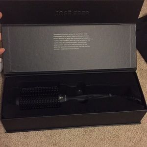 🎉MARK DOWN! Jose Eber volumizing hot brush